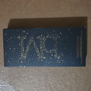 NIB- bare Minerals set